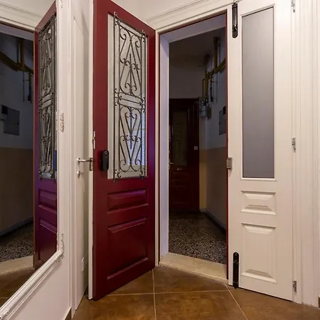 アパート Place4u#2⋆new⋆central Location⋆parking⋆awesome プーラ