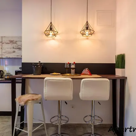 Place4u#2⋆new⋆central Location⋆parking⋆awesome Апартаменты Пула