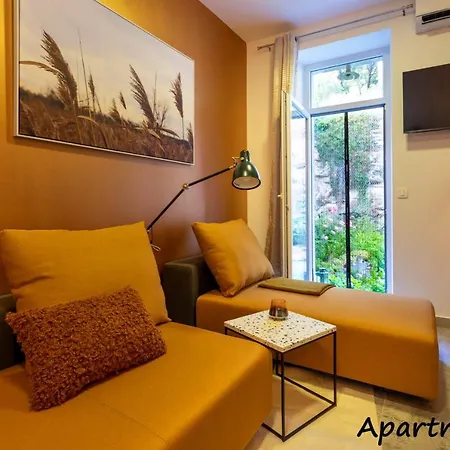 Апартаменты Place4u#2⋆new⋆central Location⋆parking⋆awesome Пула